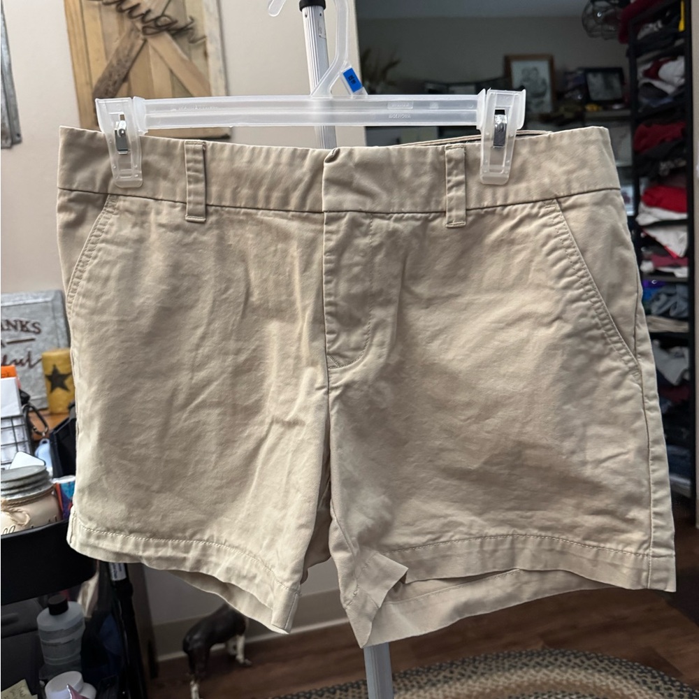 Tommy Hilfiger Tan Cargo Shorts Relaxed Fit